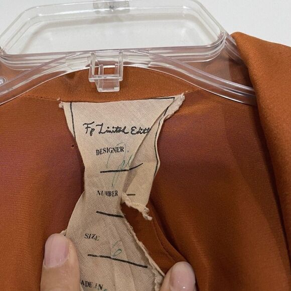 Free People Bronze orange silk collared blazer jacket size US 6 - Picture 3 of 7